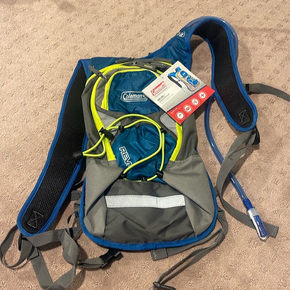 Coleman revel hydration back pack